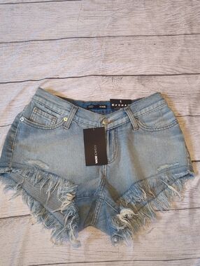 Fashion Nova Light Wash Frayed Hem Denim Shorts